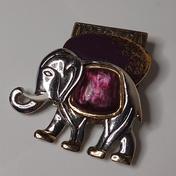 Pretty Silver Tone And Purple Heavy Metal Homemade Elephant Brooch - Picture 1 of 13